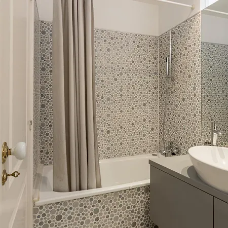 Joivy Delightful 2-bed Flat Near Park