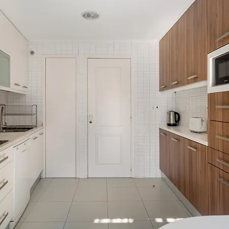 شقة Joivy Delightful 2-bed Flat Near Park *